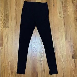 colsie • Black high-waisted, ankle-length leggings